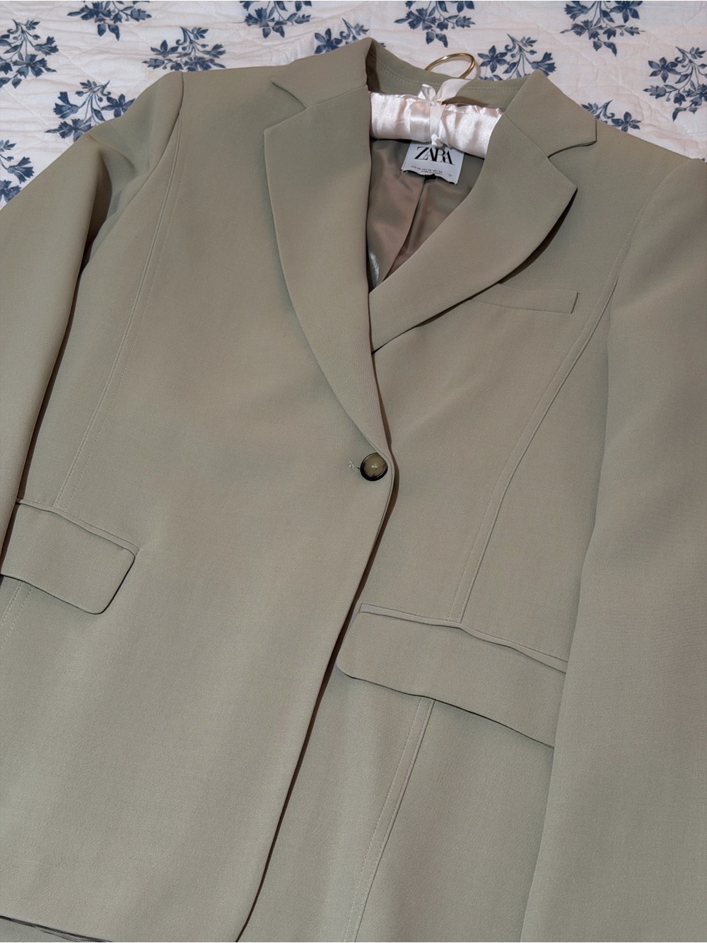 Zara Sage Green Single-Button Blazer in sage green